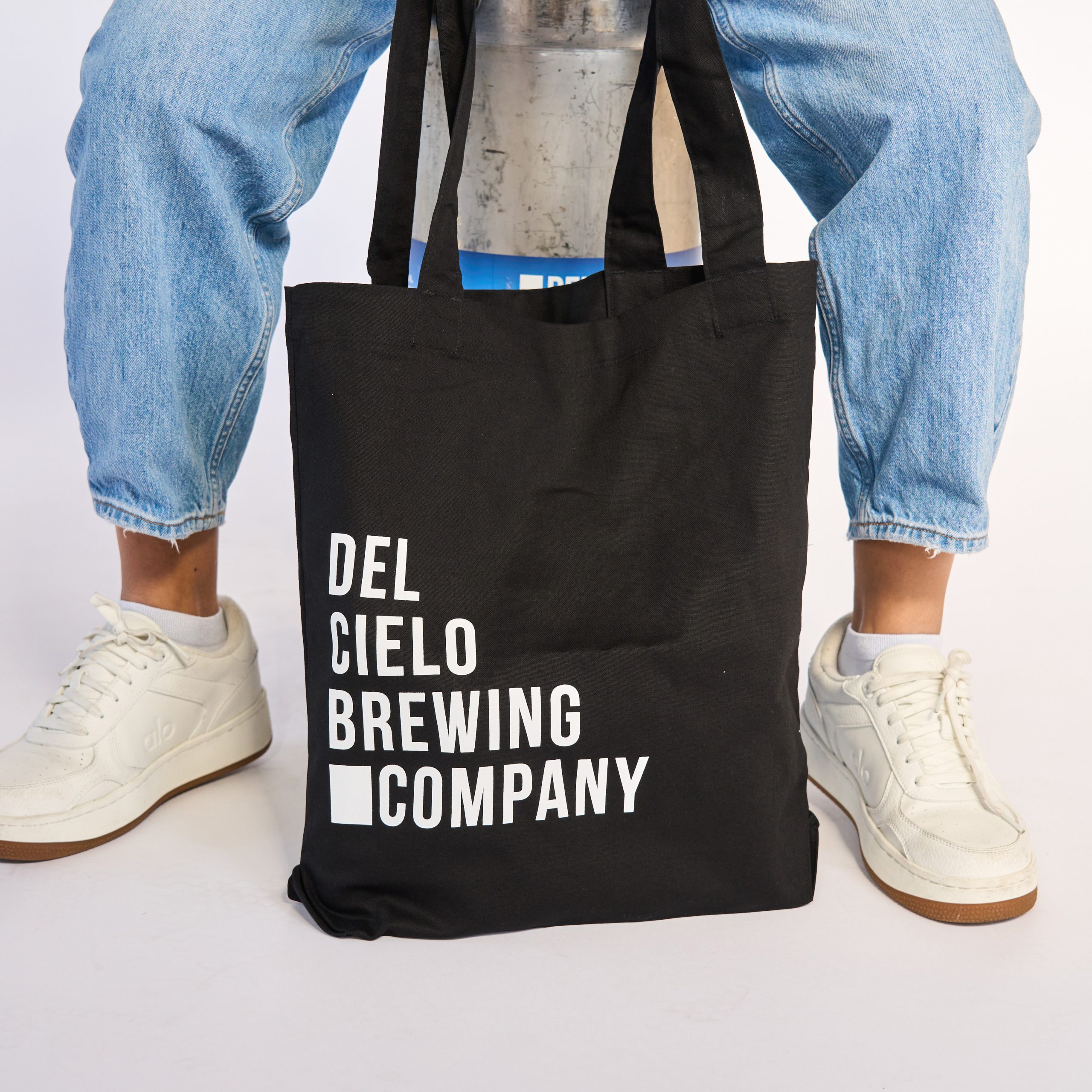 del cielo brewing tote bag